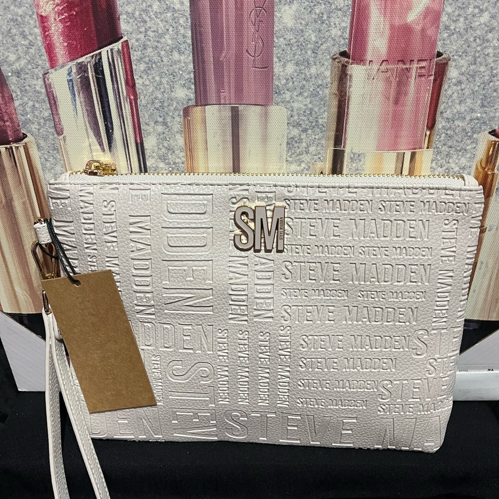 Steve Madden Cream Wristlet Clutch